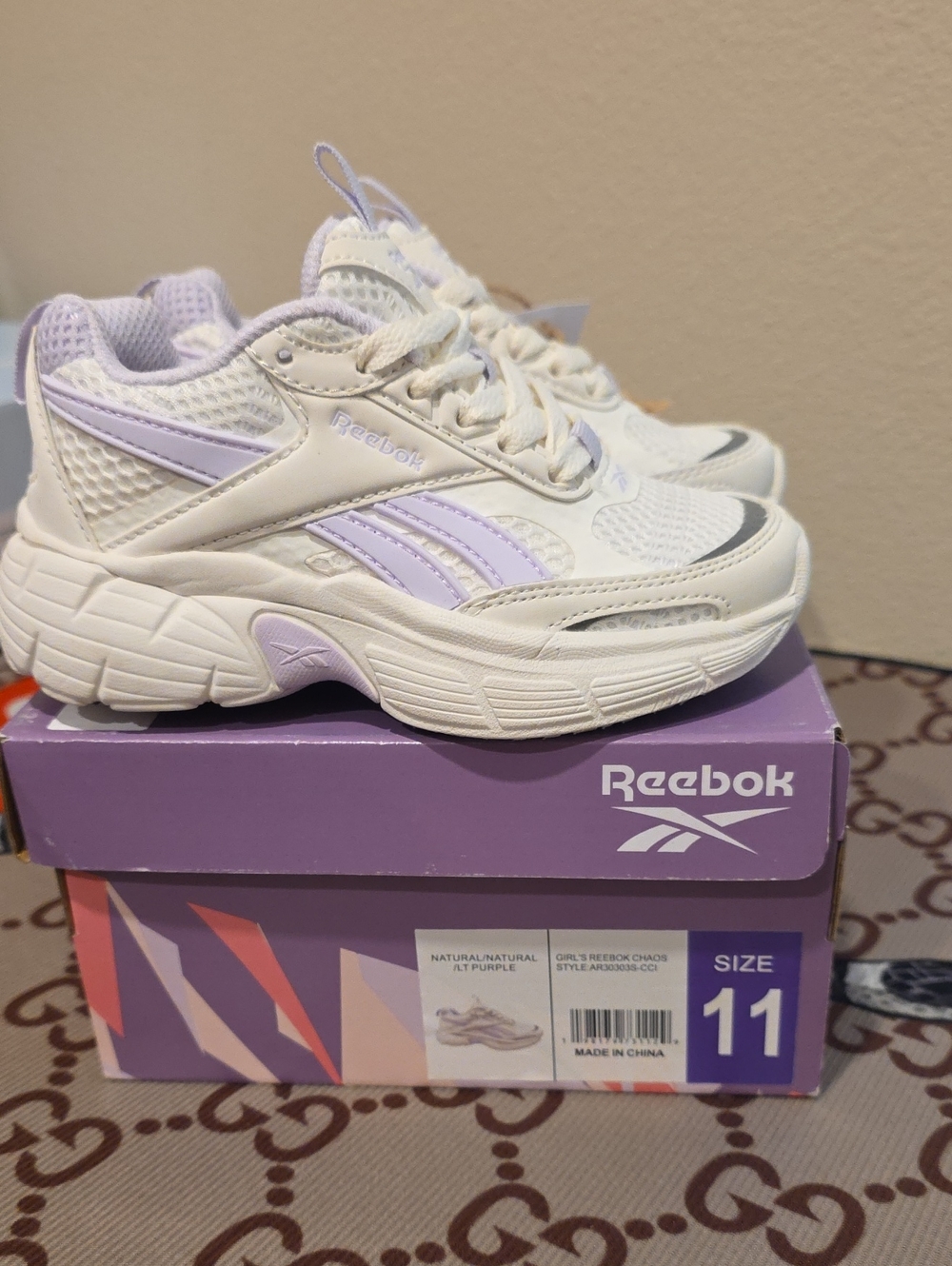 ReebokChaos Fuel Foam White Sneakers with Light Purple Accents